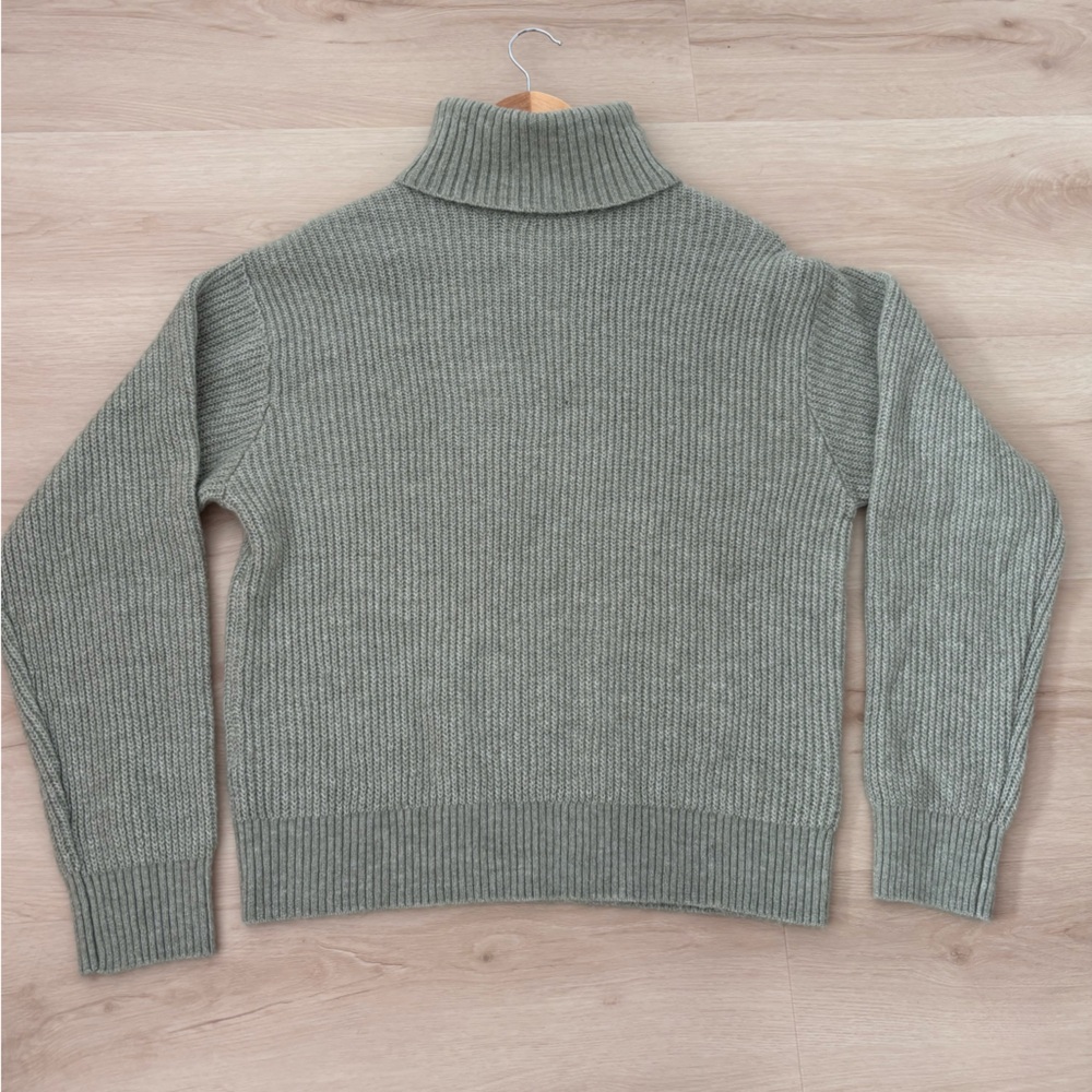 H&M Women's Cowl Neck Sweater in sage color Green - Picture 1 of 11